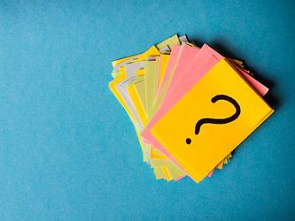 question marks post-it notes